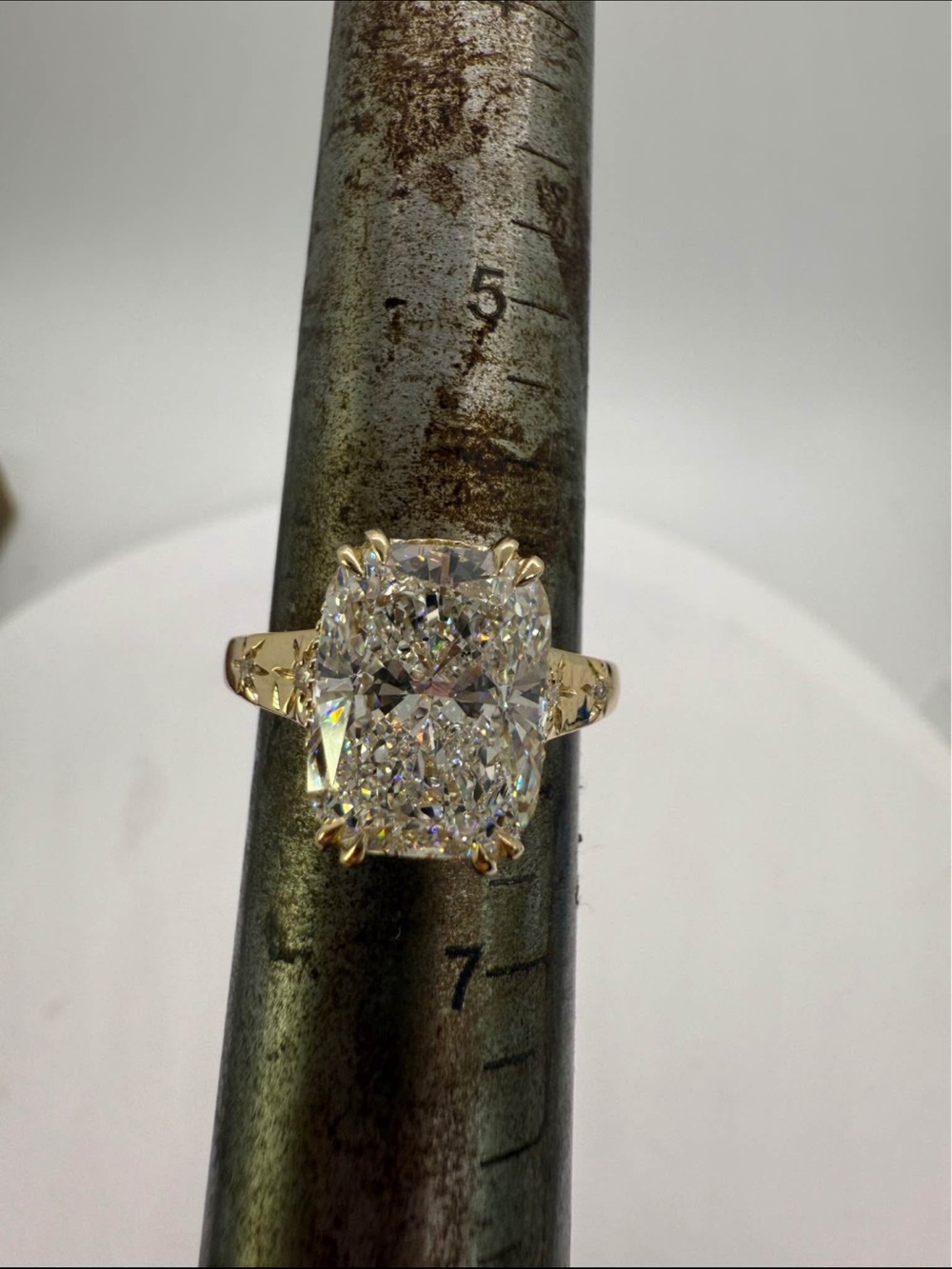 5.02 carat E VS1 elongated cushion diamond engagement ring - Picture 15 of 17